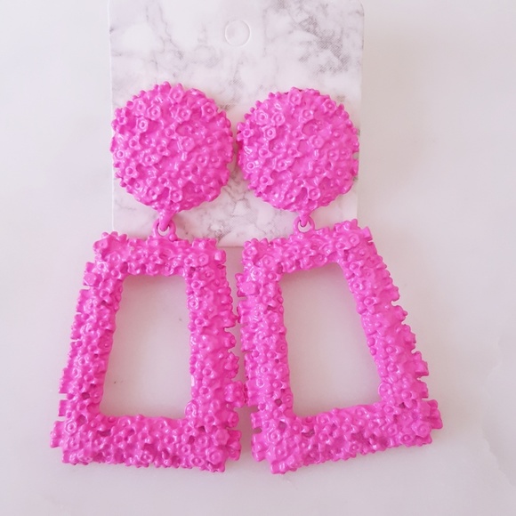 Jewelry - Textured Open Geometric Drop Earrings